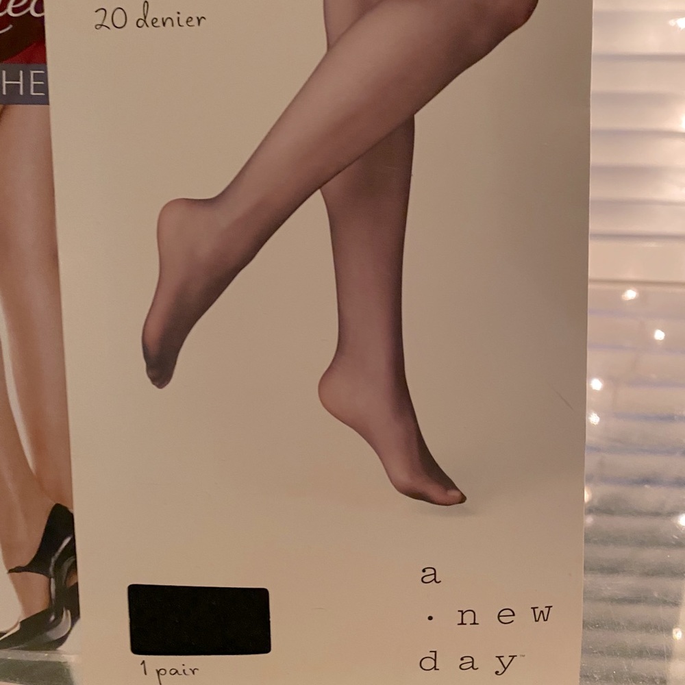 NWT Bundle Tights Pantyhose (3) +FREE gift - Picture 7 of 7